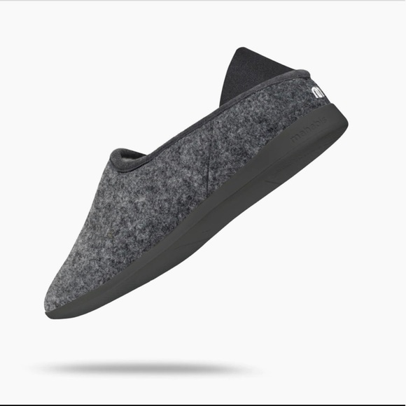 Shoes - Mahabis Classic Slippers (never worn)